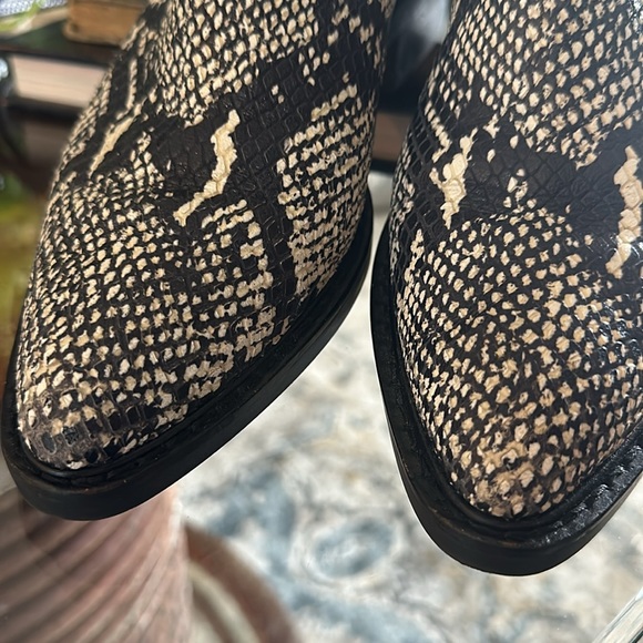Coach Bowery Western cowgirl Bootie Snakeskin ankle boots sz 5.5 EUR 36 - Picture 16 of 17